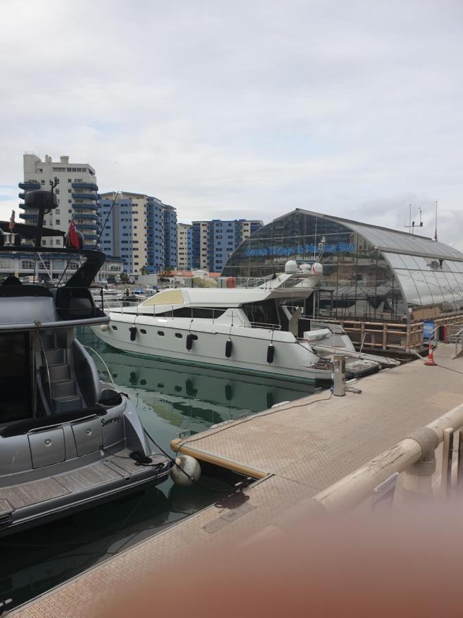 Ocean Village Apartment ยิบรอลตาร์ ภายนอก รูปภาพ